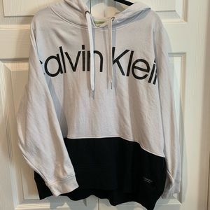 Calvin Klein hoodie- 2x